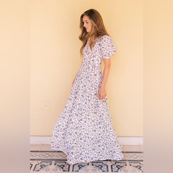 Gal Meets Glam Millie Dress (Size 6) - Picture 1 of 9